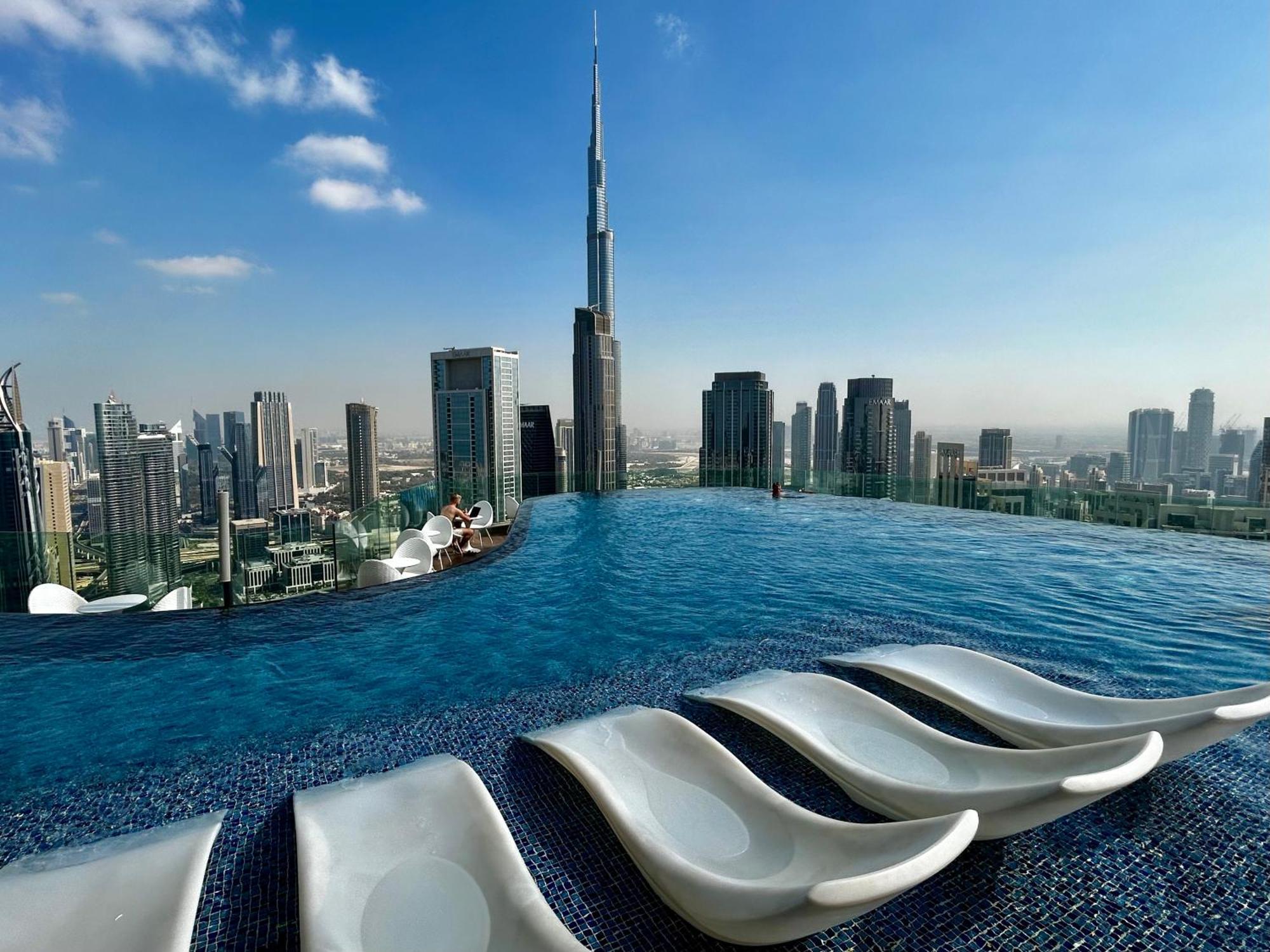 Апартаменты Burj Khalifa Views 2Br With Infinity Pool Downtown Дубай Экстерьер фото