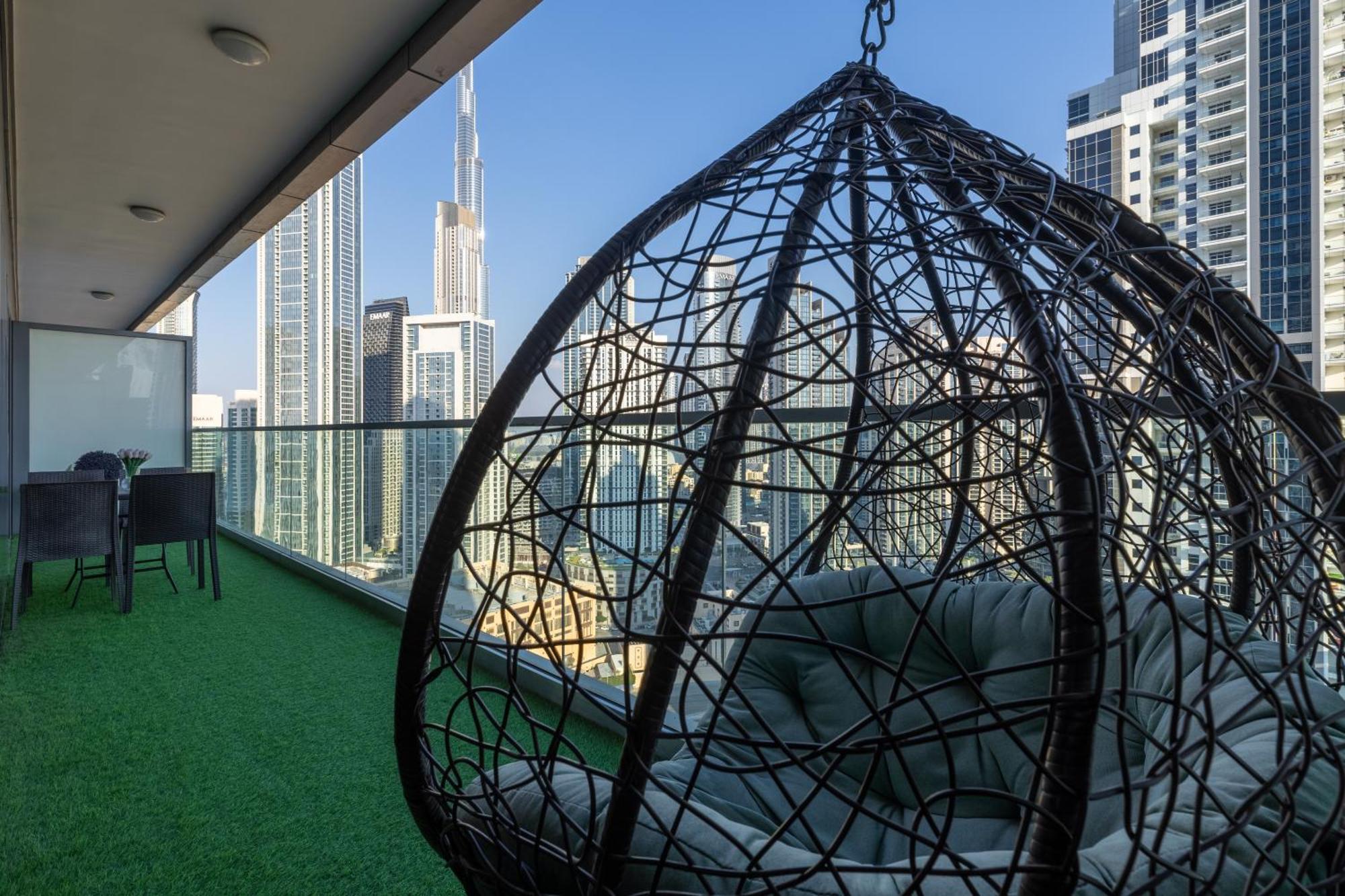Апартаменты Burj Khalifa Views 2Br With Infinity Pool Downtown Дубай Экстерьер фото