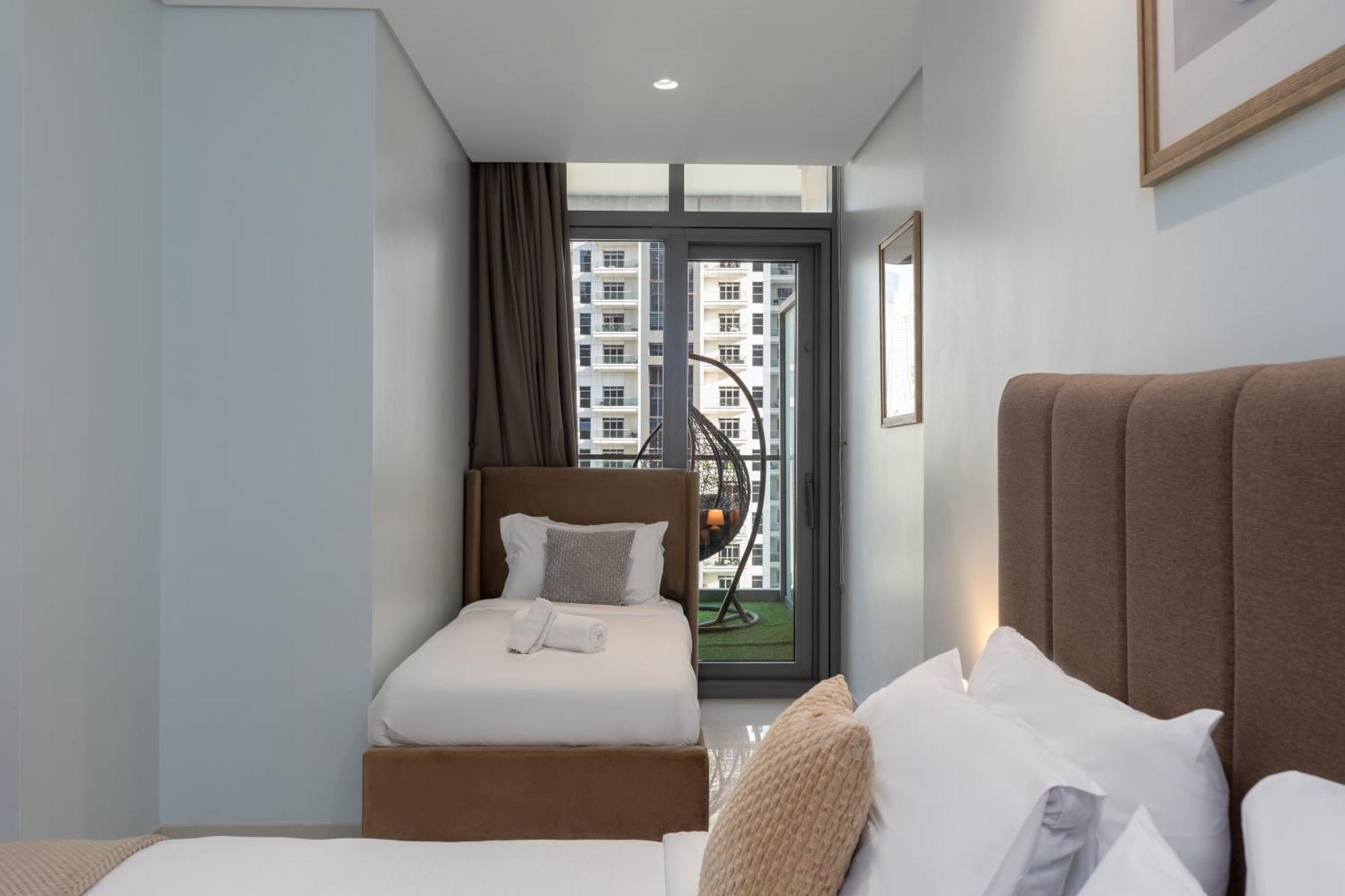 Апартаменты Burj Khalifa Views 2Br With Infinity Pool Downtown Дубай Экстерьер фото